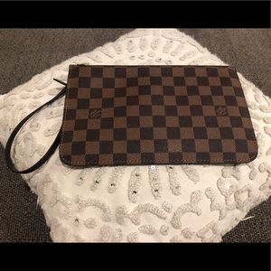 Neverfull MM Pouchette